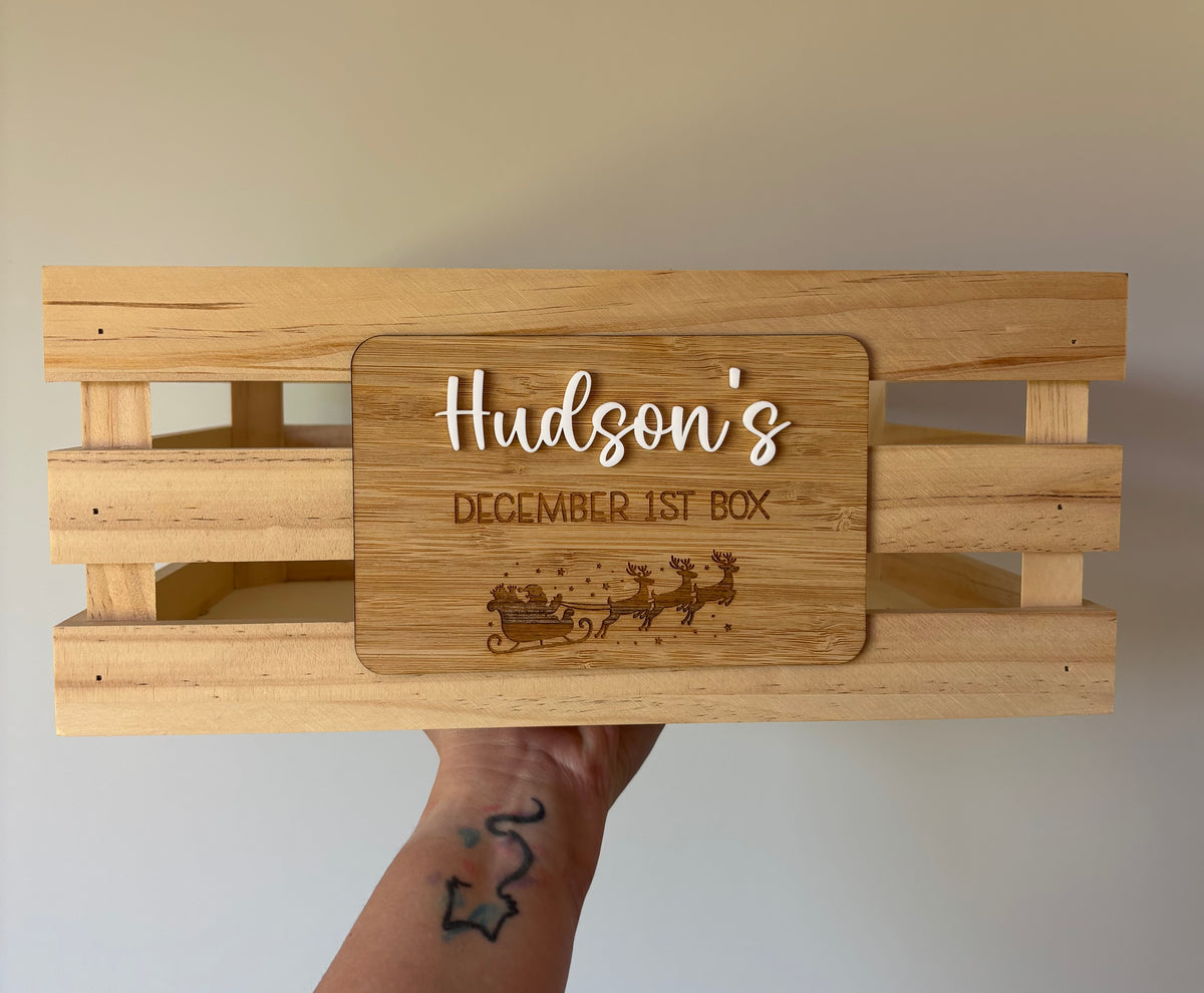 Christmas Name Plaque (Crate NOT included)